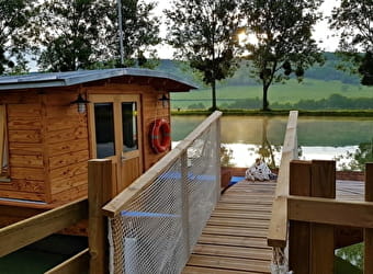 Les Lodges du Canal de Bourgogne - La Toue cabanée - CHASSEY